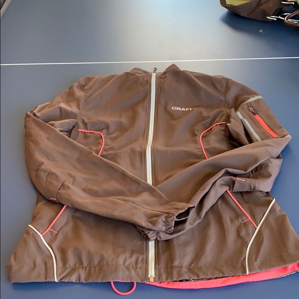 Craft brown running windbreaker
